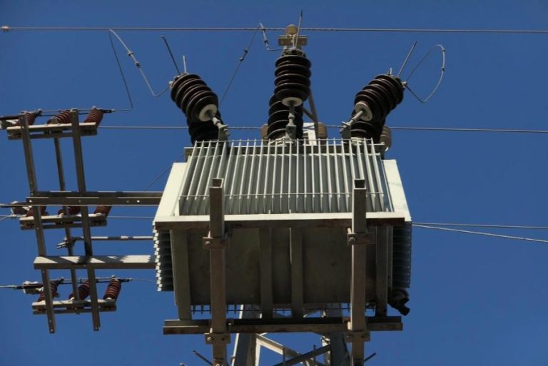 نحوه تشخیص بین ترانسفورماتور افزاینده و کاهنده