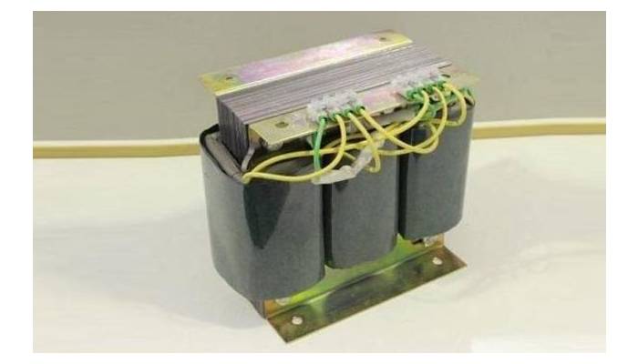 ساخت ترانس ایزوله تا ظرفیت ۲۰ کیلو ولت آمپر